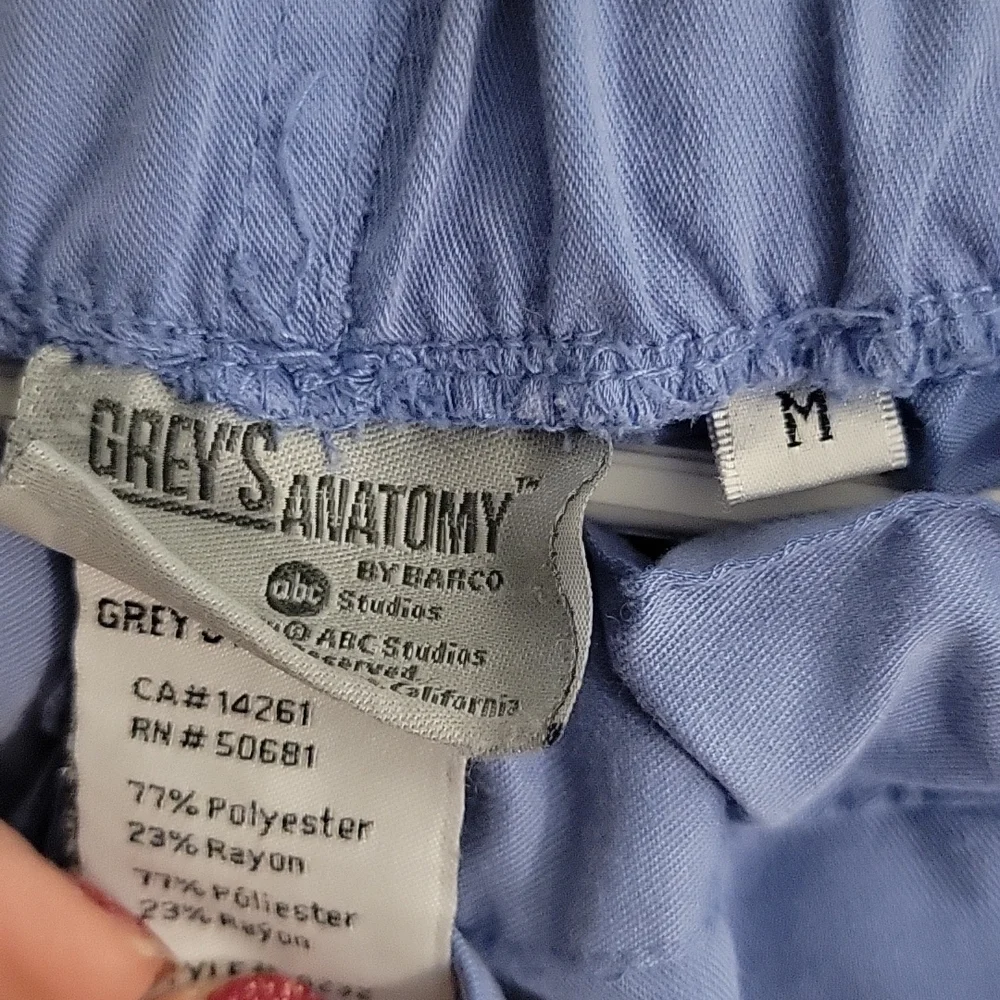 Scrub Set - Picture 5 of 7